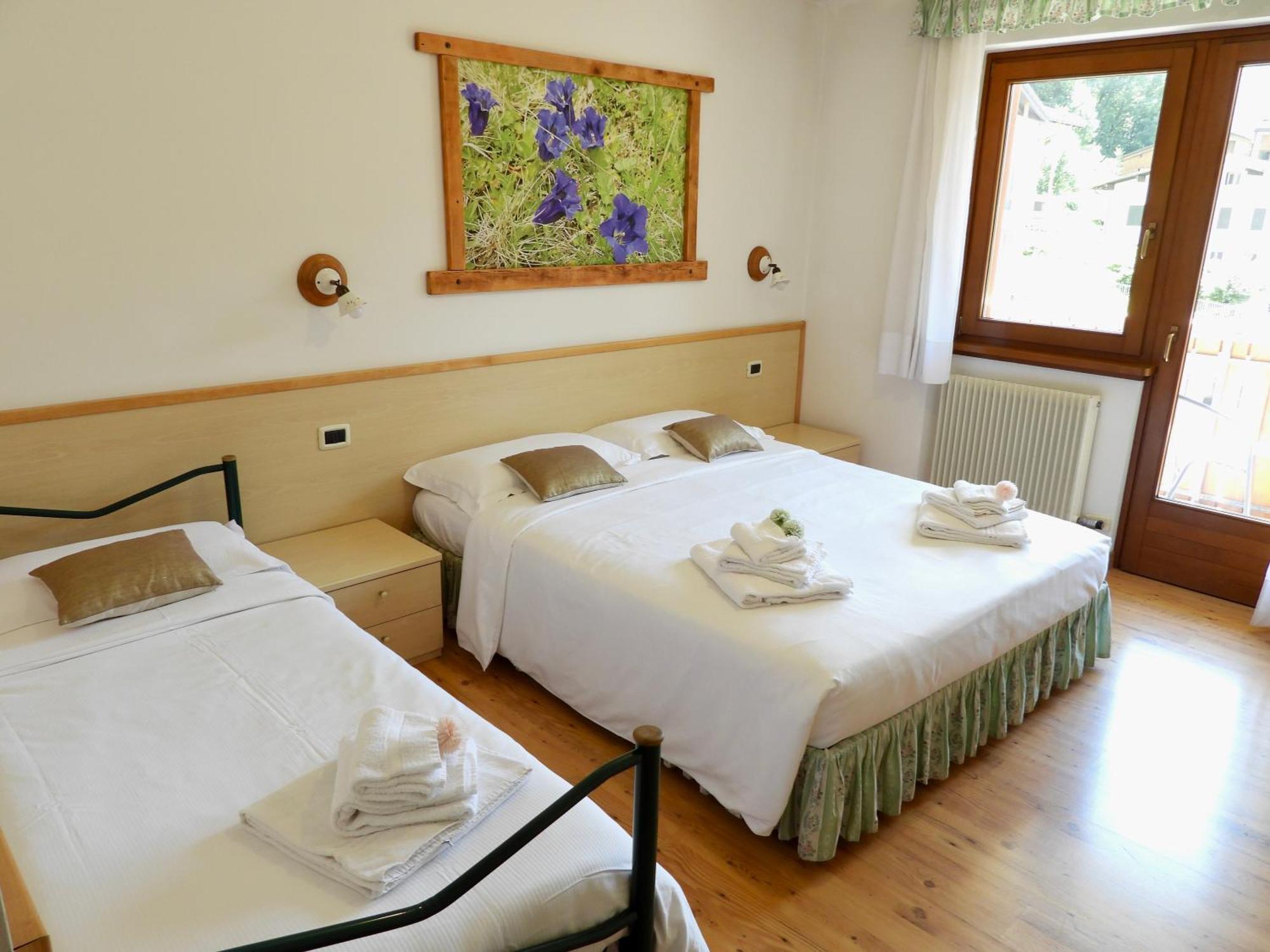 Hotel Garni Maffei Пинцоло Екстериор снимка