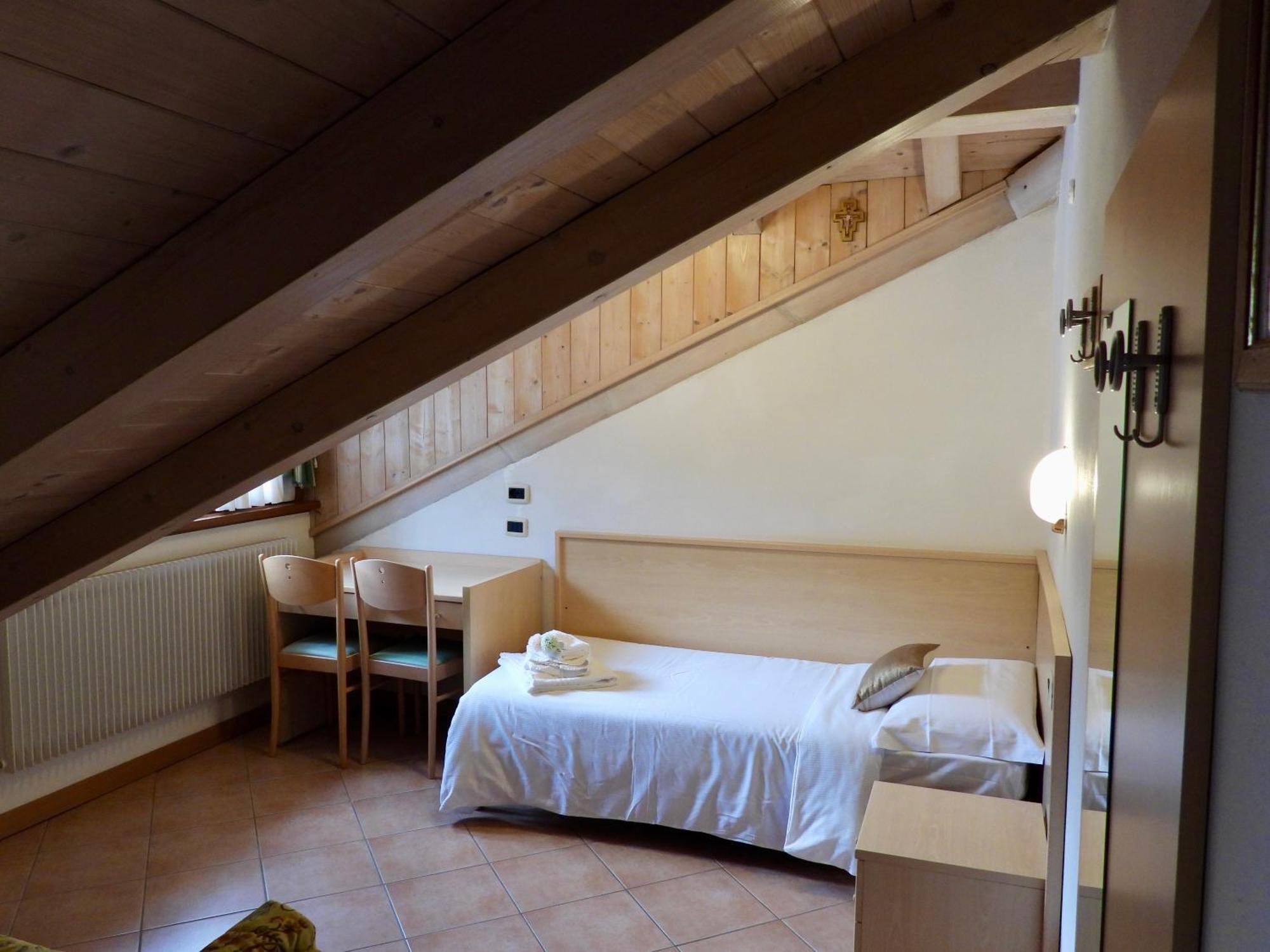 Hotel Garni Maffei Пинцоло Екстериор снимка