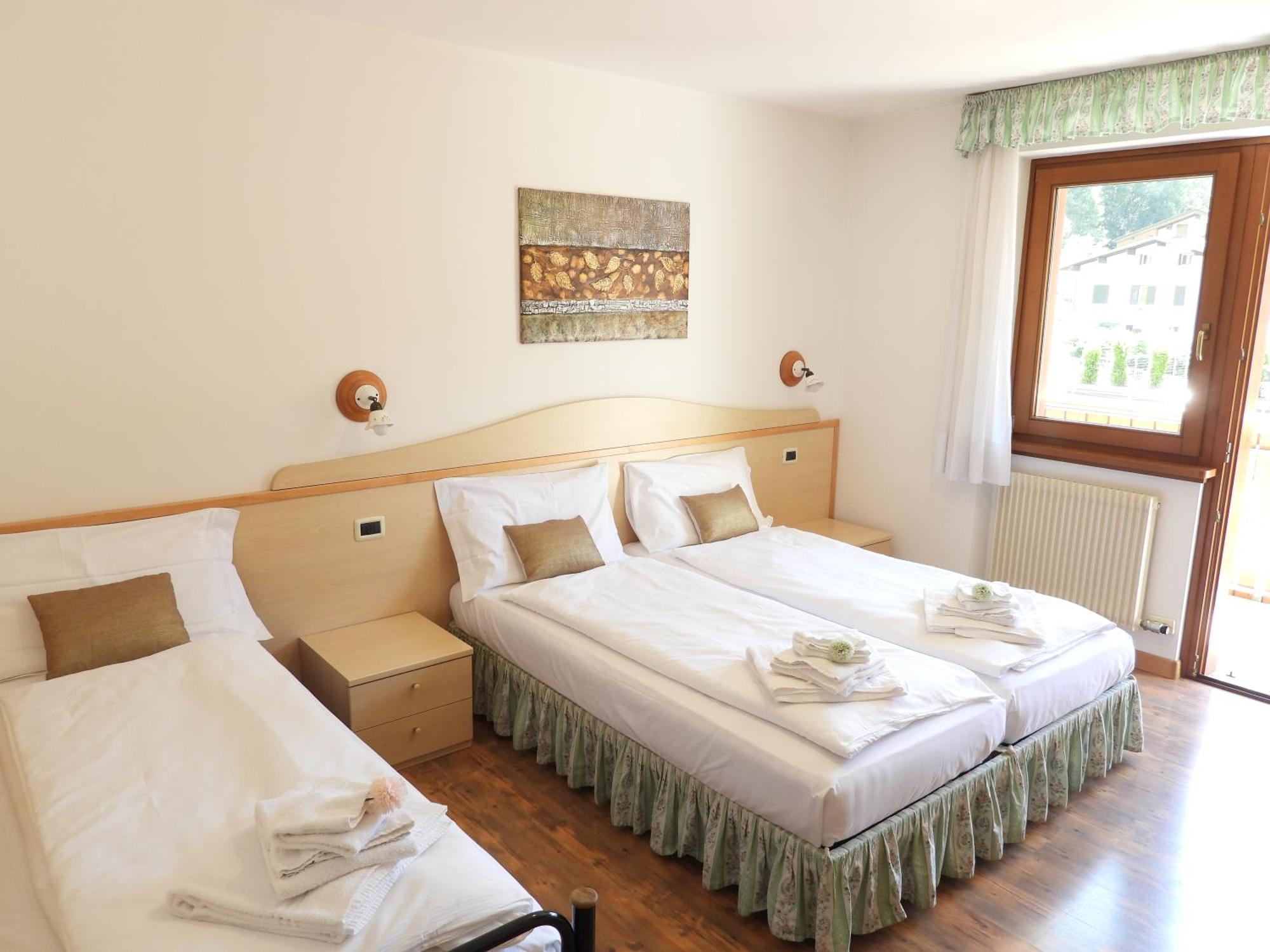 Hotel Garni Maffei Пинцоло Екстериор снимка