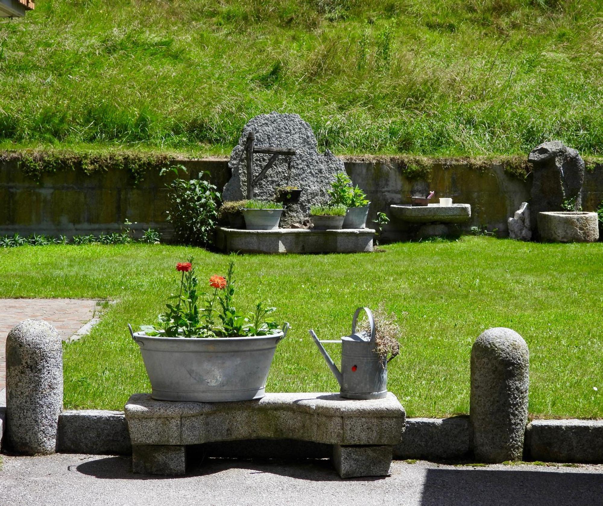 Hotel Garni Maffei Пинцоло Екстериор снимка